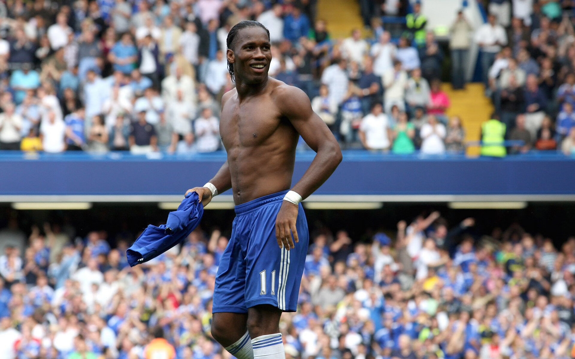 乔治·巴尔:全黑队战术执行的关键球员,场上视野出色,乔治巴德优